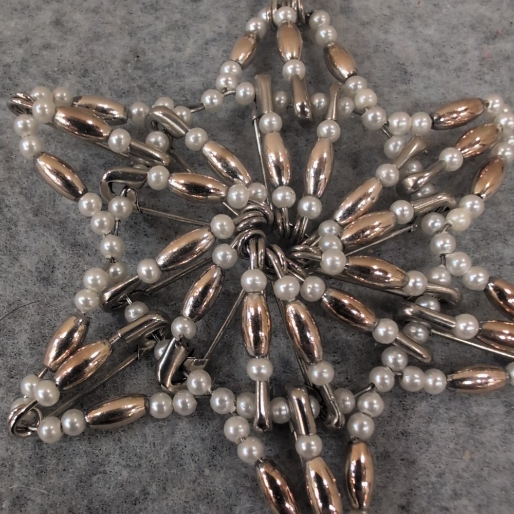 Handmade Star Pendant Necklace Safety Pin Pearl Beads Silver Tone - Picture 4 of 6